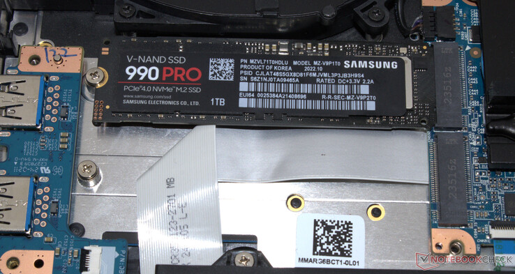 C'è spazio per due SSD PCIe 4.